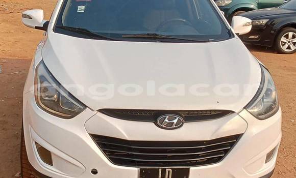 Acheter Occasion Voiture Hyundai Tucson Blanc à Caluquembe, Huila