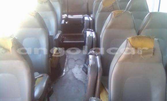 Buy Used Caterham CSR White Car in Camabatela in Uige Buy Used Caterham CSR White Car in Camabatela in Uige