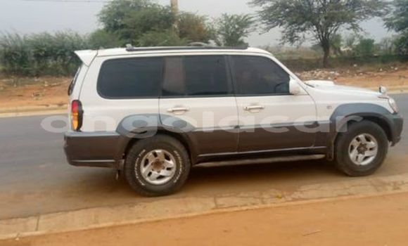 Acheter Occasion Voiture Hyundai Terracan Blanc à Camabatela, Uige Acheter Occasion Voiture Hyundai Terracan Blanc à Camabatela, Uige