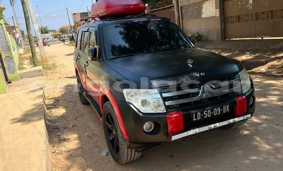 Acheter Occasion Voiture Mitsubishi Pajero Noir à Caconda, Huila Acheter Occasion Voiture Mitsubishi Pajero Noir à Caconda, Huila