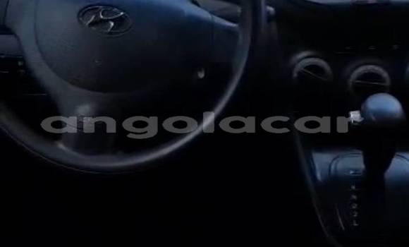 Acheter Occasion Voiture Hyundai i10 Rouge à Caluquembe, Huila Acheter Occasion Voiture Hyundai i10 Rouge à Caluquembe, Huila