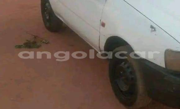 Acheter Occasion Voiture Toyota Vitz Blanc à Caluquembe, Huila Acheter Occasion Voiture Toyota Vitz Blanc à Caluquembe, Huila