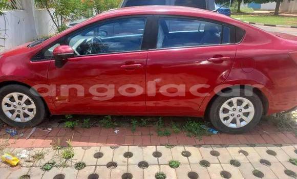 Acheter Occasion Voiture Kia rio Rouge à Camacupa, Bie Acheter Occasion Voiture Kia rio Rouge à Camacupa, Bie