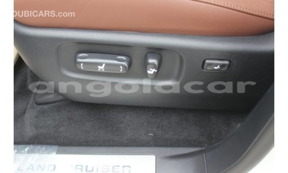 Comprar Importar Toyota Land Cruiser Branco Carro em Import - Dubai em Bengo Province Comprar Importar Toyota Land Cruiser Branco Carro em Import - Dubai em Bengo Province