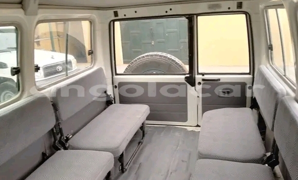 Comprar Usado Toyota Land Cruiser Outro Carro em Camacupa em Bie Comprar Usado Toyota Land Cruiser Outro Carro em Camacupa em Bie