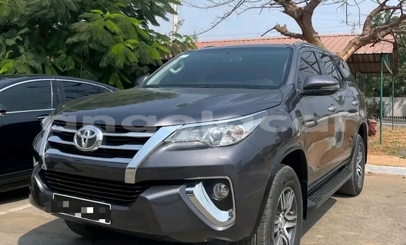 Comprar Usado Toyota Fortuner Outro Carro em Camacupa em Bie Comprar Usado Toyota Fortuner Outro Carro em Camacupa em Bie