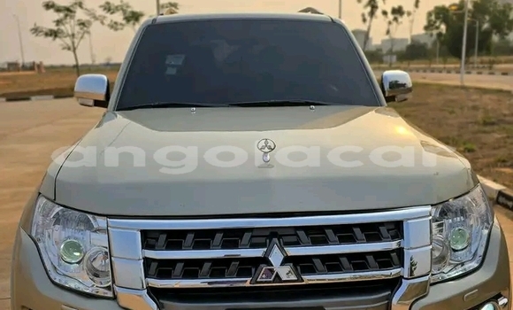 Comprar Usado Mitsubishi Pajero Outro Carro em Luanda em Luanda Province Comprar Usado Mitsubishi Pajero Outro Carro em Luanda em Luanda Province