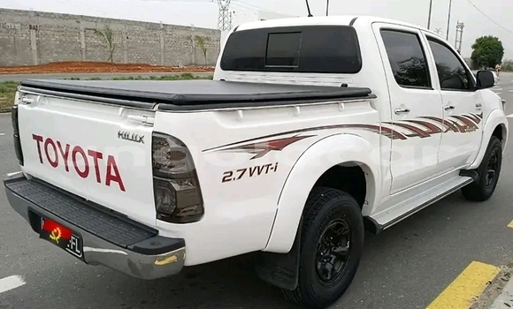 Comprar Usado Toyota Hilux Branco Carro em Luanda em Luanda Province Comprar Usado Toyota Hilux Branco Carro em Luanda em Luanda Province