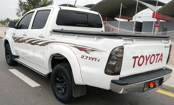 Comprar Usado Toyota Hilux Branco Carro em Luanda em Luanda Province Comprar Usado Toyota Hilux Branco Carro em Luanda em Luanda Province