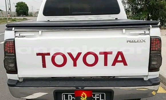 Comprar Usado Toyota Hilux Branco Carro em Luanda em Luanda Province Comprar Usado Toyota Hilux Branco Carro em Luanda em Luanda Province