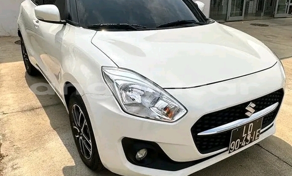 Comprar Usado Suzuki Swift Branco Carro em Luanda em Luanda Province Comprar Usado Suzuki Swift Branco Carro em Luanda em Luanda Province
