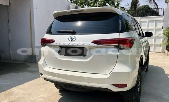 Comprar Usado Toyota Fortuner Branco Carro em Luanda em Luanda Province Comprar Usado Toyota Fortuner Branco Carro em Luanda em Luanda Province