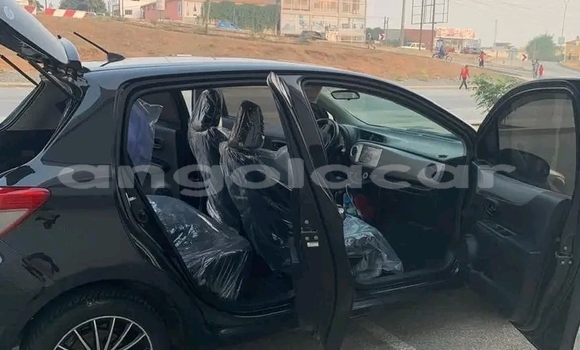 Buy Used Toyota Yaris Black Car in Luanda in Luanda Province Buy Used Toyota Yaris Black Car in Luanda in Luanda Province