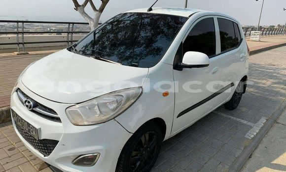 Comprar Usado Hyundai i10 Branco Carro em Cabinda em Cabinda Comprar Usado Hyundai i10 Branco Carro em Cabinda em Cabinda