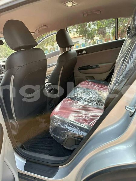 Big with watermark kia sportage huila caluquembe 36311