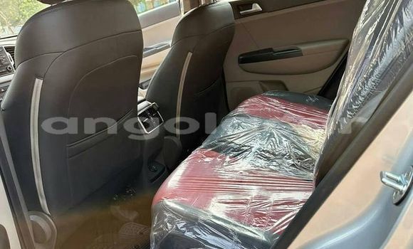 Comprar Usado Kia Sportage Outro Carro em Caluquembe em Huila Comprar Usado Kia Sportage Outro Carro em Caluquembe em Huila