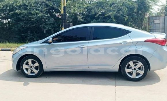 Comprar Usado Hyundai Elantra Outro Carro em Camabatela em Uige Comprar Usado Hyundai Elantra Outro Carro em Camabatela em Uige