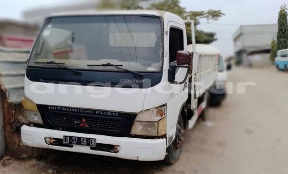 Comprar Usado Mitsubishi Carisma Branco Carro em Caconda em Huila Comprar Usado Mitsubishi Carisma Branco Carro em Caconda em Huila