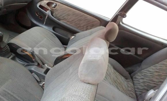 Comprar Usado Toyota Ractis Vermelho Carro em Caluquembe em Huila Comprar Usado Toyota Ractis Vermelho Carro em Caluquembe em Huila