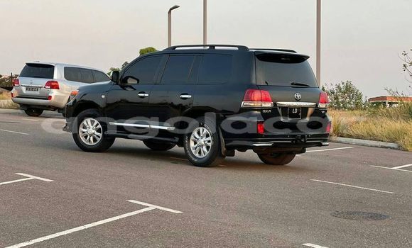 Comprar Usado Toyota Land Cruiser Preto Carro em Caconda em Huila Comprar Usado Toyota Land Cruiser Preto Carro em Caconda em Huila