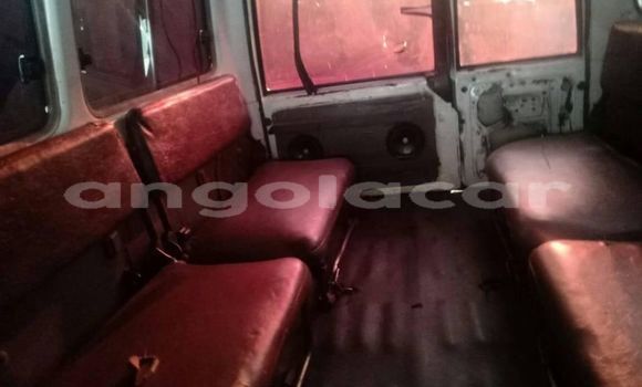 Comprar Usado Toyota Land Cruiser Branco Carro em Caconda em Huila Comprar Usado Toyota Land Cruiser Branco Carro em Caconda em Huila