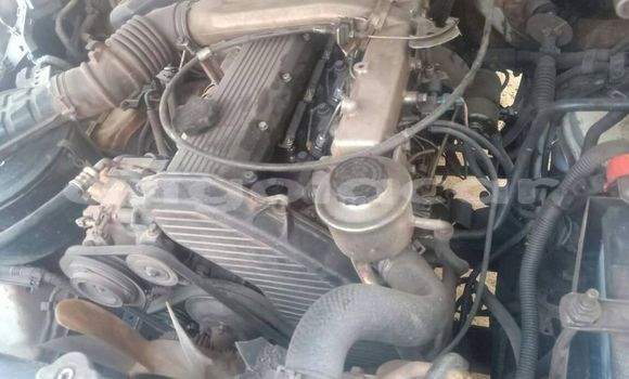 Comprar Usado Toyota Land Cruiser Branco Carro em Caconda em Huila Comprar Usado Toyota Land Cruiser Branco Carro em Caconda em Huila