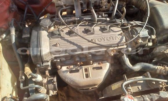 Comprar Usado Toyota Corolla Vermelho Carro em Camabatela em Uige Comprar Usado Toyota Corolla Vermelho Carro em Camabatela em Uige