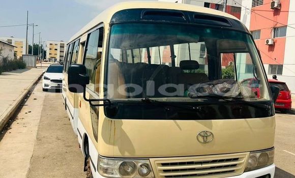 Buy Used Toyota Coaster Other Car in Camabatela in Uige Buy Used Toyota Coaster Other Car in Camabatela in Uige