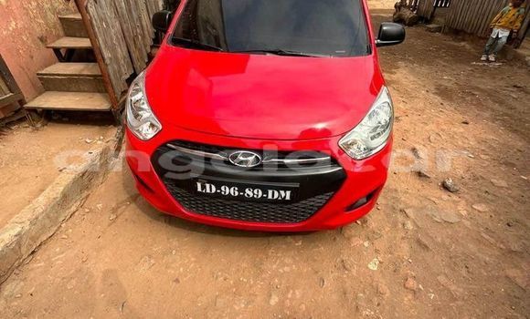 Acheter Occasion Voiture Hyundai i10 Rouge à Camabatela, Uige Acheter Occasion Voiture Hyundai i10 Rouge à Camabatela, Uige
