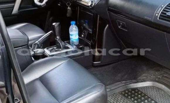 Acheter Occasion Voiture Toyota Land Cruiser Noir à Caluquembe, Huila Acheter Occasion Voiture Toyota Land Cruiser Noir à Caluquembe, Huila