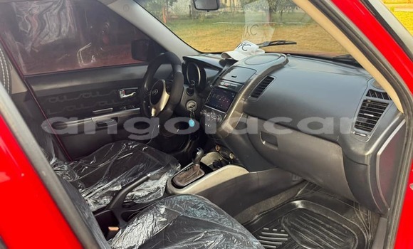 Acheter Occasion Voiture Kia Soul Rouge à Caconda, Huila Acheter Occasion Voiture Kia Soul Rouge à Caconda, Huila