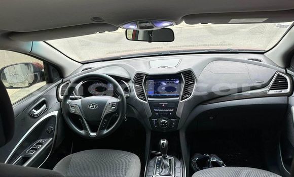 Buy Used Hyundai Santa Fe Red Car in Caluquembe in Huila Buy Used Hyundai Santa Fe Red Car in Caluquembe in Huila