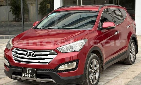 Buy Used Hyundai Santa Fe Red Car in Caluquembe in Huila Buy Used Hyundai Santa Fe Red Car in Caluquembe in Huila