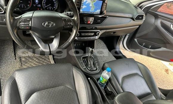 Acheter Occasion Voiture Hyundai i30 Blanc à Camabatela, Uige Acheter Occasion Voiture Hyundai i30 Blanc à Camabatela, Uige