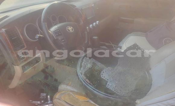 Buy Used Toyota Tundra Red Car in Camacupa in Bie Buy Used Toyota Tundra Red Car in Camacupa in Bie