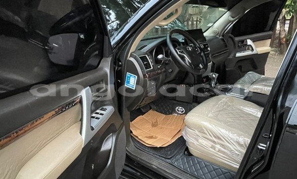 Buy Used Toyota Land Cruiser Black Car in Luanda in Luanda Province Buy Used Toyota Land Cruiser Black Car in Luanda in Luanda Province