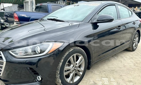 Buy Used Hyundai Elantra Black Car in Luanda in Luanda Province