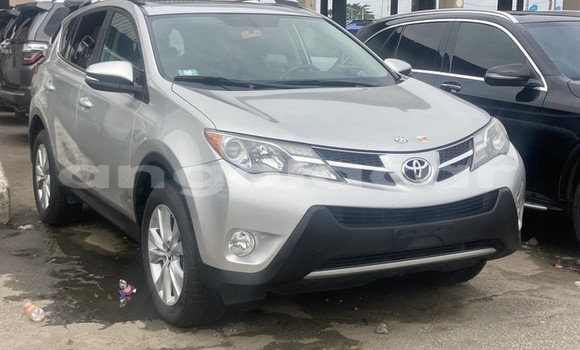 Buy Used Toyota RAV4 Other Car in Luanda in Luanda Province Buy Used Toyota RAV4 Other Car in Luanda in Luanda Province