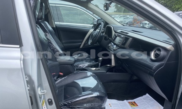 Buy Used Toyota RAV4 Other Car in Luanda in Luanda Province Buy Used Toyota RAV4 Other Car in Luanda in Luanda Province