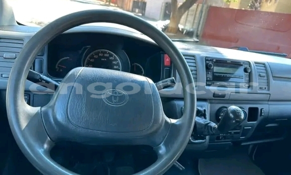 Acheter Occasion Voiture Toyota Hiace Blanc à Luanda, Province de Luanda Acheter Occasion Voiture Toyota Hiace Blanc à Luanda, Province de Luanda