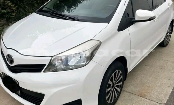 Comprar Usado Toyota Yaris Branco Carro em Luanda em Luanda Province Comprar Usado Toyota Yaris Branco Carro em Luanda em Luanda Province