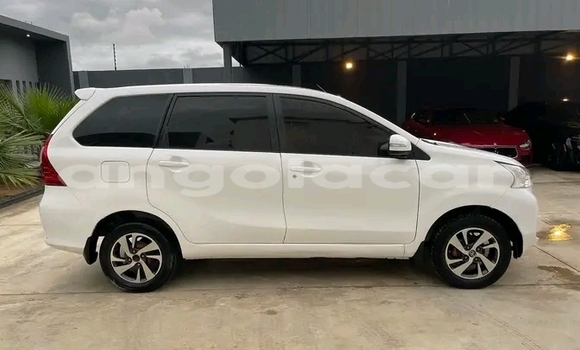 Buy Used Toyota Avanza White Car in Luanda in Luanda Province Buy Used Toyota Avanza White Car in Luanda in Luanda Province