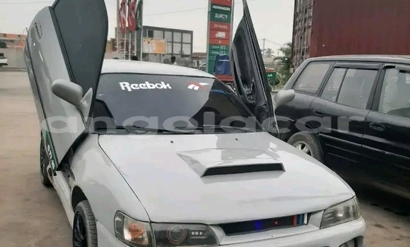 Buy Used Toyota Ractis White Car in N'zeto in Zaire Buy Used Toyota Ractis White Car in N'zeto in Zaire