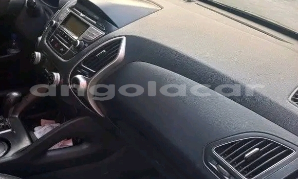 Comprar Usado Hyundai Tucson Outro Carro em Camabatela em Uige