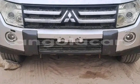 Comprar Usado Mitsubishi Pajero Outro Carro em Catabola em Bie Comprar Usado Mitsubishi Pajero Outro Carro em Catabola em Bie