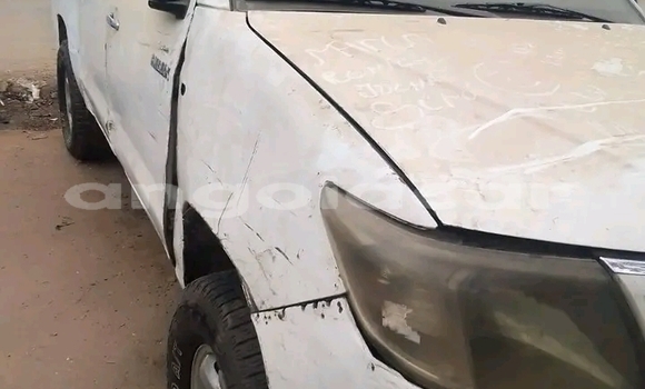 Buy Used Toyota Hilux White Car in Luanda in Luanda Province Buy Used Toyota Hilux White Car in Luanda in Luanda Province