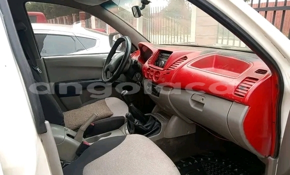 Medium with watermark mitsubishi l200 luanda province luanda 36444