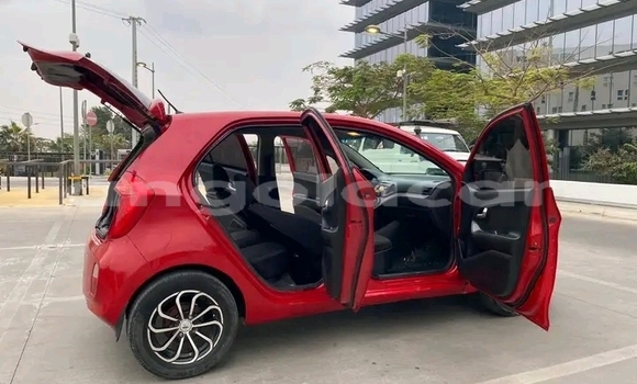 Comprar Usado Kia Picanto Preto Carro em Soyo em Zaire Comprar Usado Kia Picanto Preto Carro em Soyo em Zaire