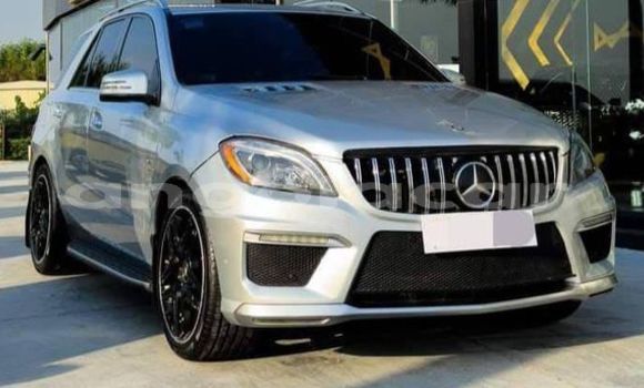 Comprar Usado Mercedes Viano Outro Carro em Luanda em Luanda Province Comprar Usado Mercedes Viano Outro Carro em Luanda em Luanda Province