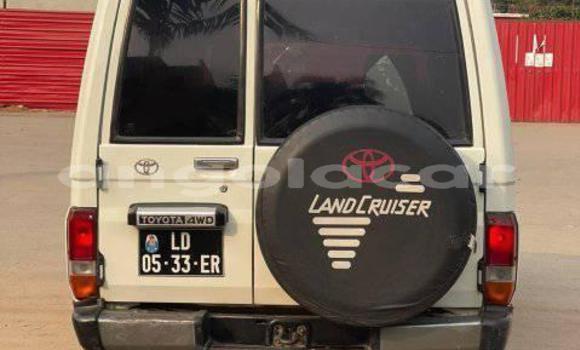 Comprar Usado Toyota Land Cruiser Outro Carro em Luanda em Luanda Province Comprar Usado Toyota Land Cruiser Outro Carro em Luanda em Luanda Province